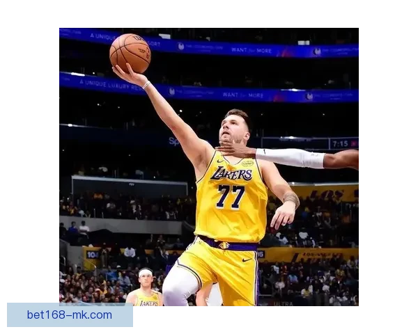 东契奇因16次技术犯规被NBA处罚无薪禁赛损失超二十六万美元